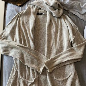 Grey knit BDG cardigan
